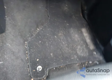 2017 Ram 1500 Laramie 4X4 5'7 Box z USA, uszkodzony, nr VIN 1C6RR7NT4HS750808